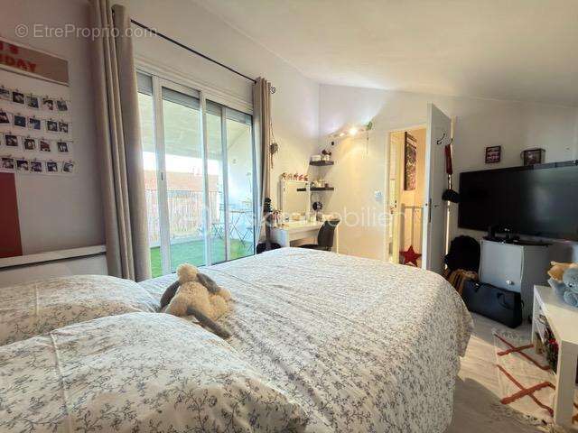 Maison à MOISSY-CRAMAYEL