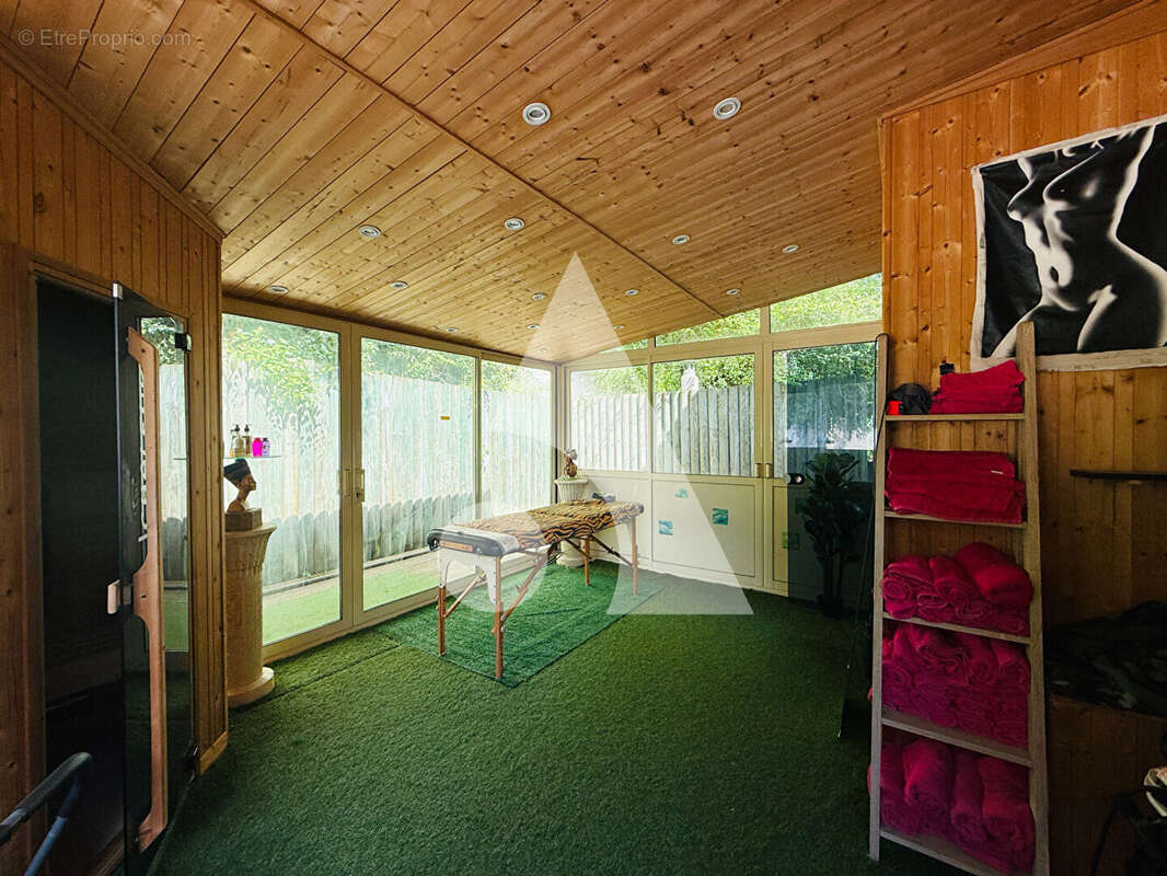 Maison à ARNIERES-SUR-ITON