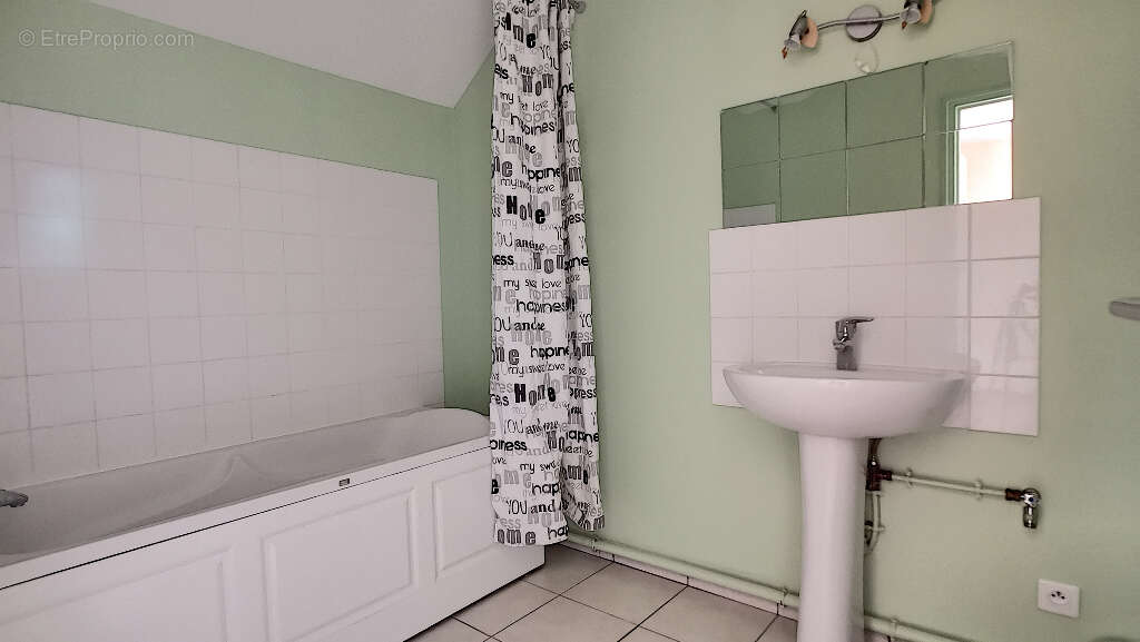 Immeuble de rapport Chauny 8 pièce(s) 240 m2 - photo 9