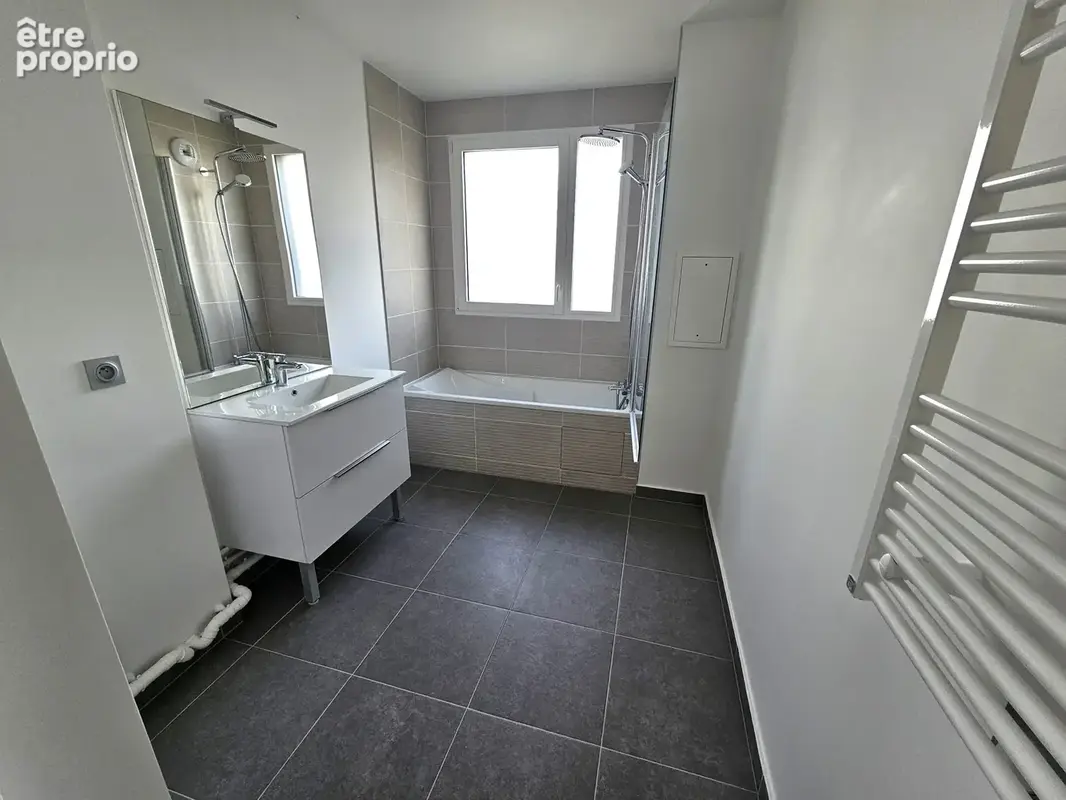 4p de 102 m2 avec balcon et jardin d'hiver   Expo Sud-Ouest - photo 8