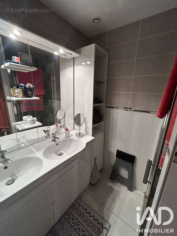 Maison 124 m² à Belabre  - photo 4