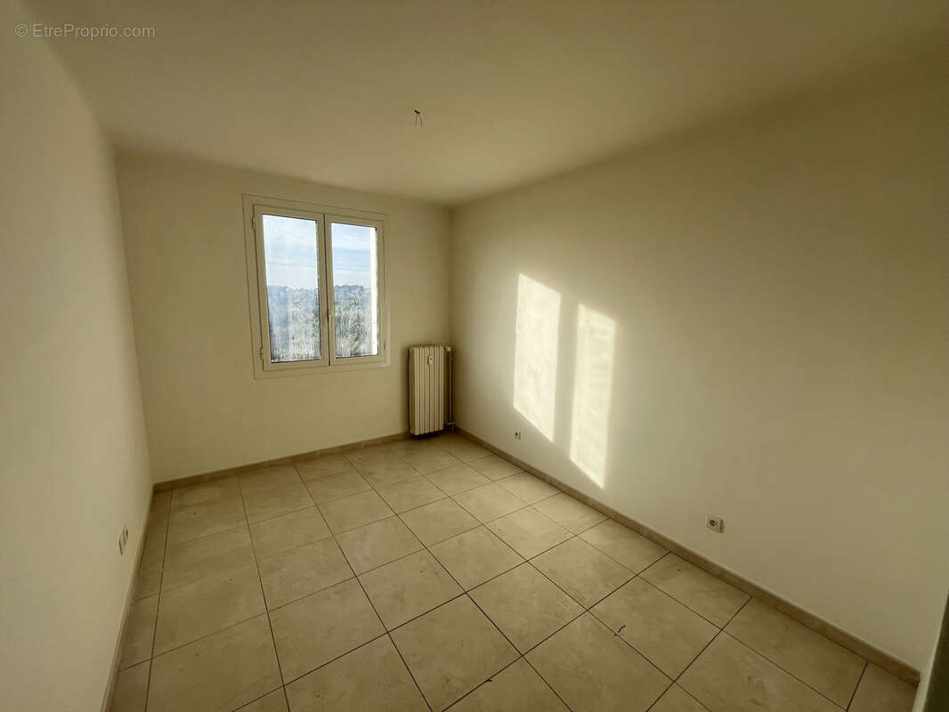 Appartement à SIX-FOURS-LES-PLAGES