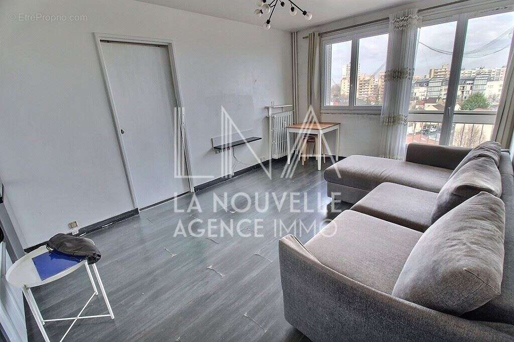Appartement à ROMAINVILLE