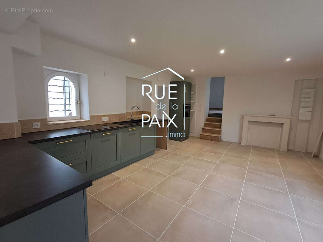 Maison à CHATELLERAULT