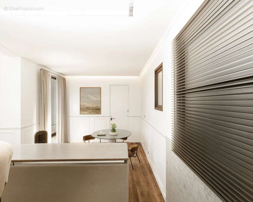 Appartement à PARIS-1E