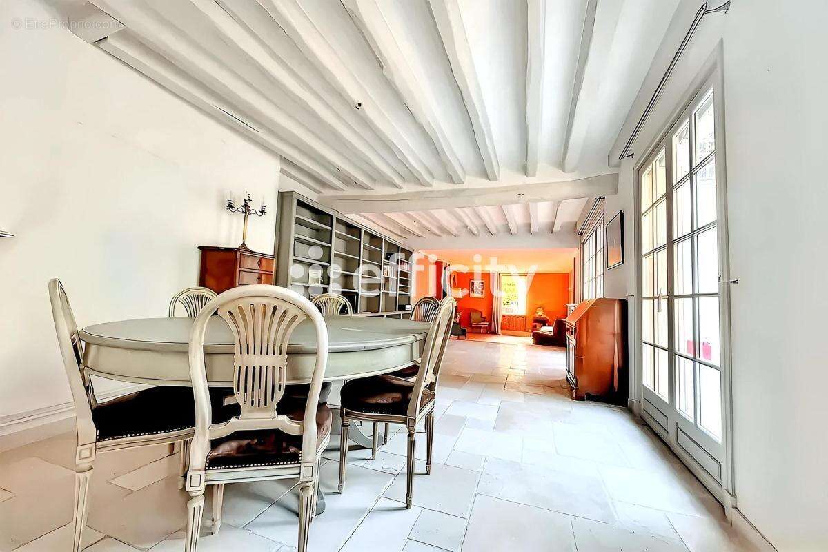 Maison à CORMEILLES-EN-VEXIN