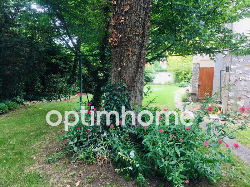 Maison à DAMMARIE-LES-LYS