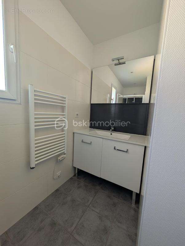 Maison contemporaine de 115 m² – 4 ch dont une suite parentale – Terrain 546 m² au calme - photo 8