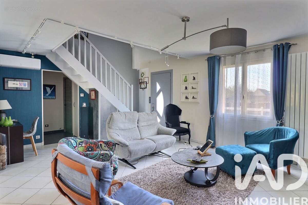 Photo 3 - Maison à PARCAY-MESLAY