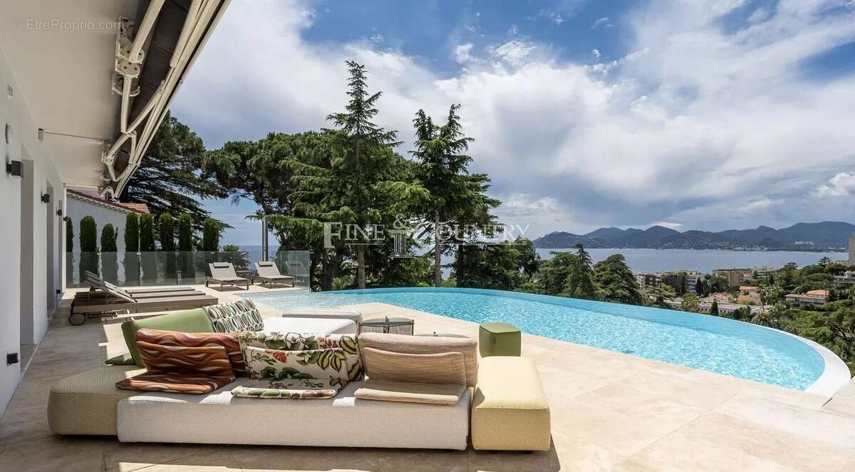 Maison à CANNES
