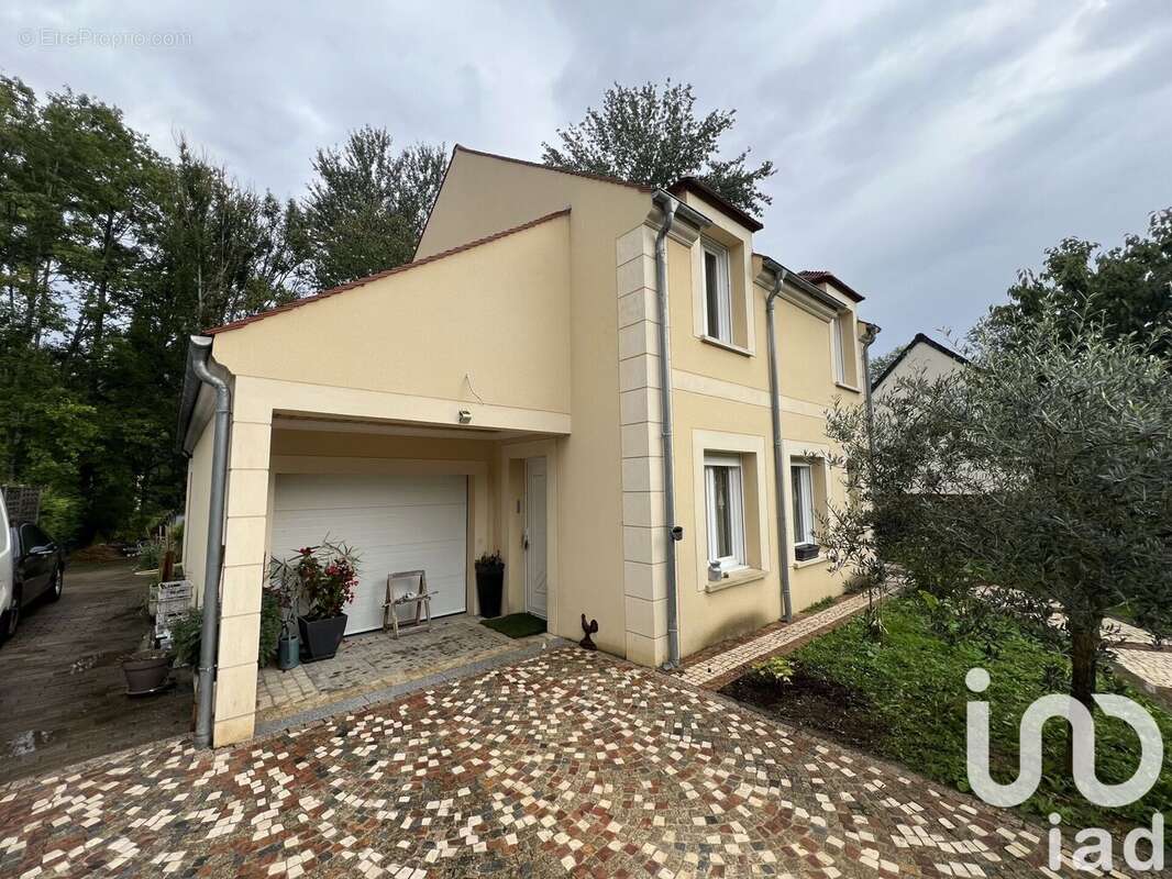 Photo 2 - Maison à SACLAS