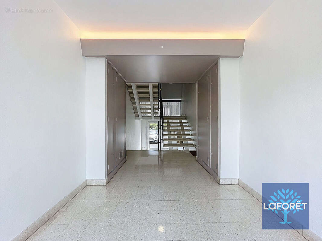 Appartement à CHILLY-MAZARIN