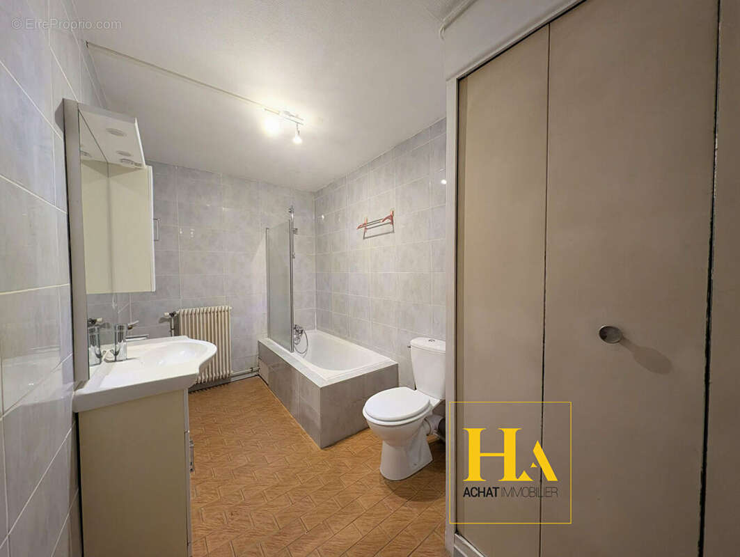 Appartement à ROMANS-SUR-ISERE