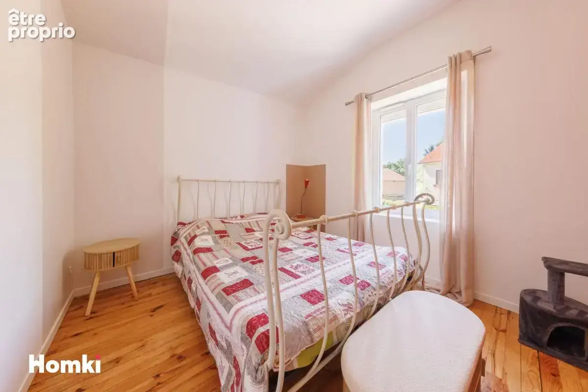 Maison/Villa T5 de 155 m² à Peschadoires 63920 - photo 13