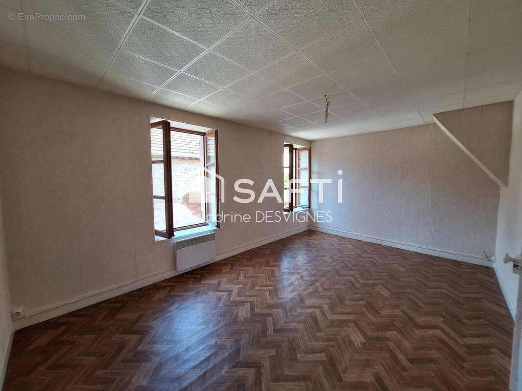 Maison 120 m² à Saint-Leger-Sous-Beuvray  - photo 8