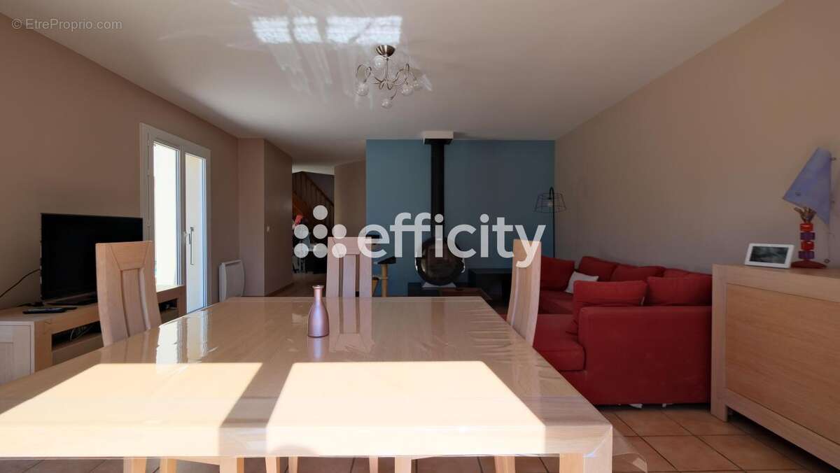 Maison 145 m² à Agde  - photo 6