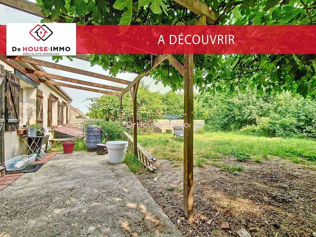 Maison à JOUY-LE-MOUTIER