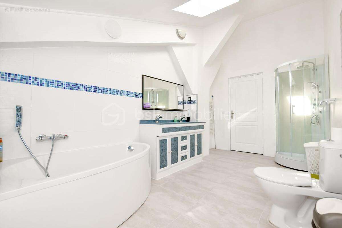 Maison - 5 pièces - 163 m² - photo 12
