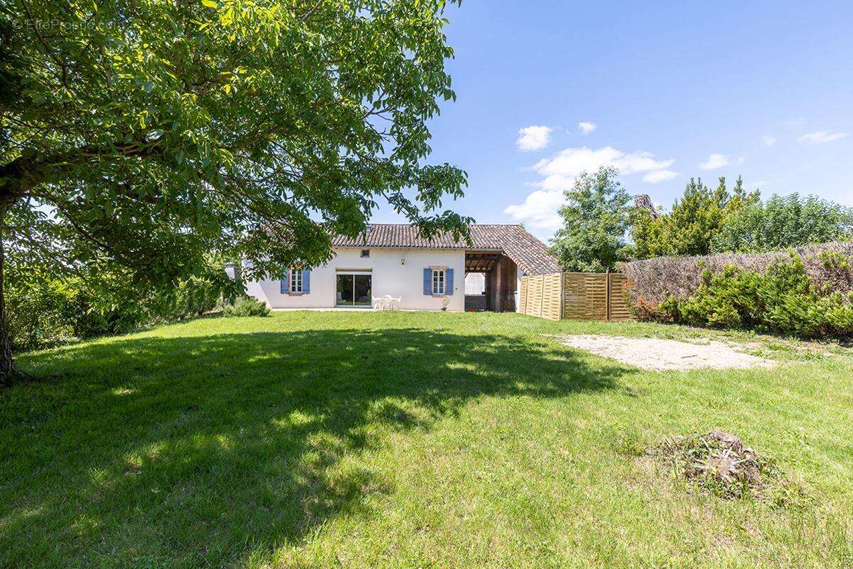 A VENDRE Maison 5 P 140 m2 3 chambres a Canals - 82170 - photo 17