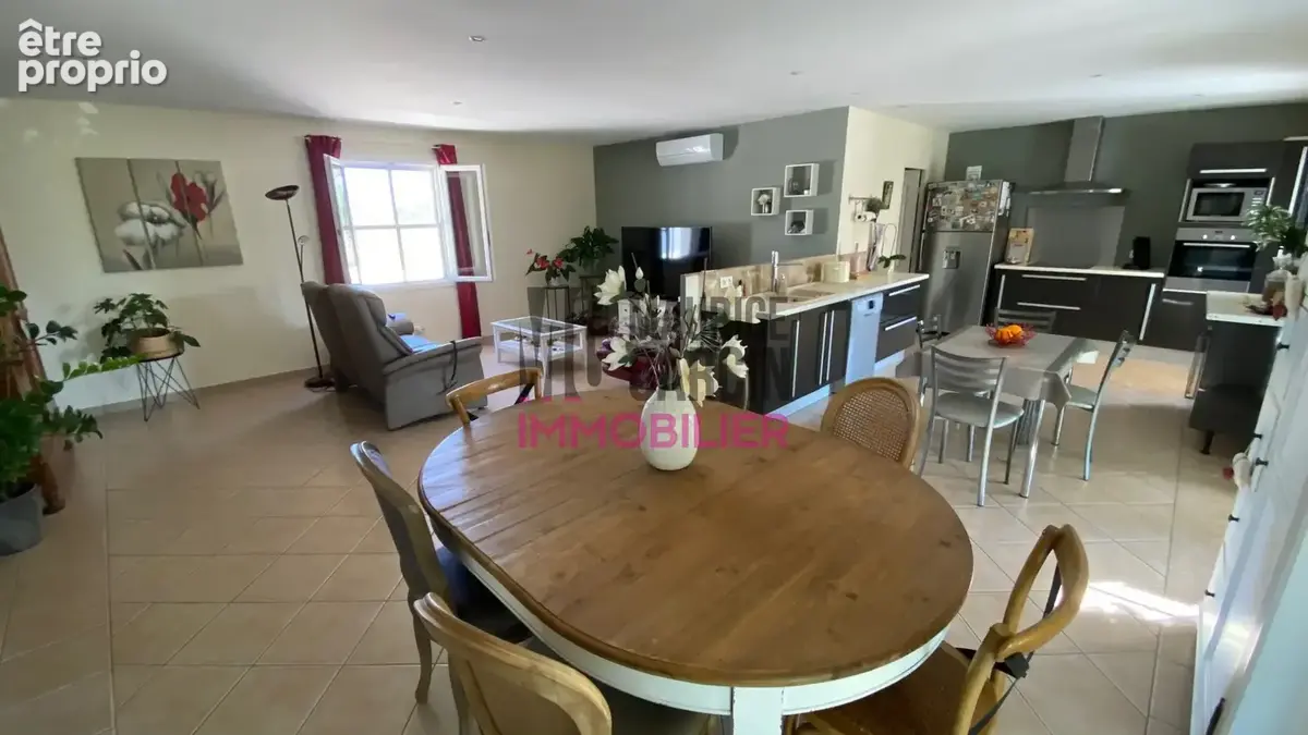 Maison 5 pièces 105 m² à vendre à Bedarrides (84370) - photo 5