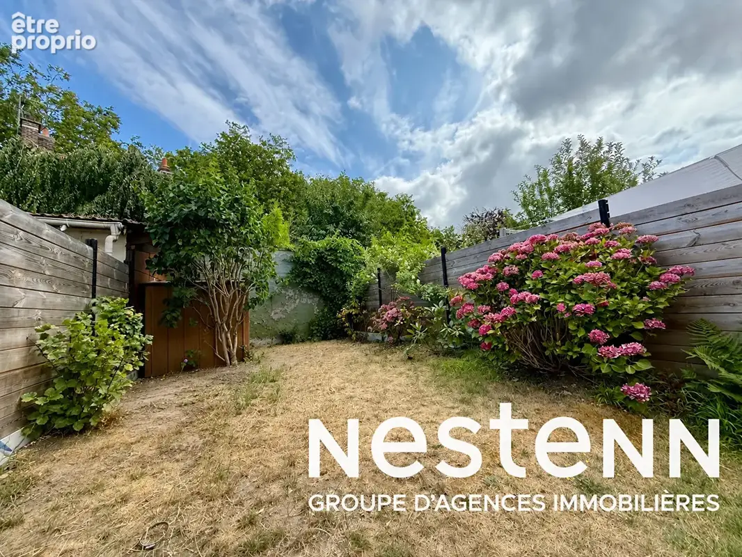 LAMBERSART BOURG MAIRIE : Maison Rénovée 4 chambres et jardin - photo 8