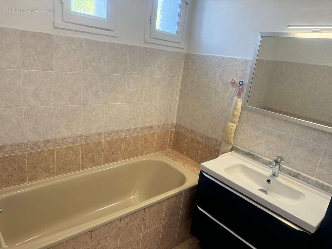 Maison à MONTIGNY-LES-CORMEILLES