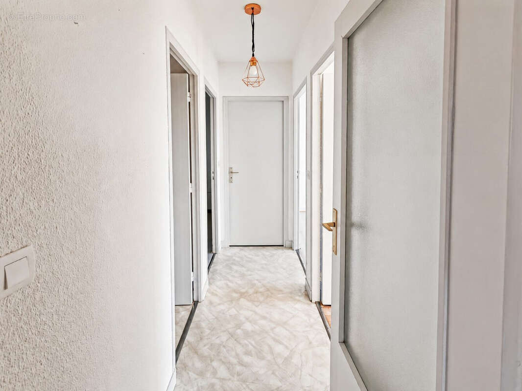 Appartement 84 m² à Issoire  - photo 8