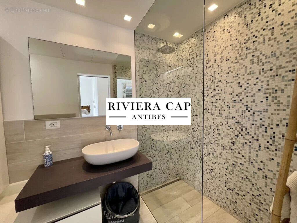 Appartement 58 m² à Antibes  - photo 8