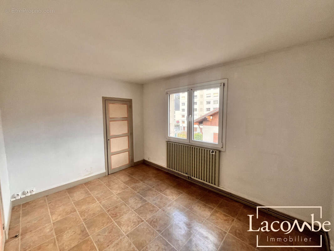 Appartement à ALBERTVILLE