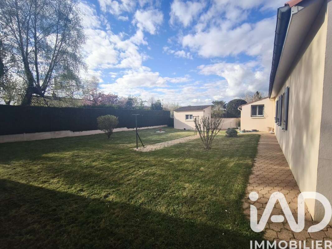 Photo 3 - Maison à ECHIRE