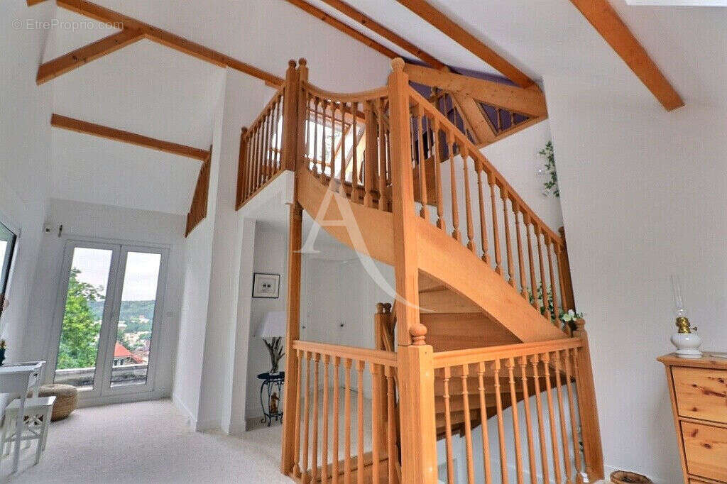 Maison à VIROFLAY