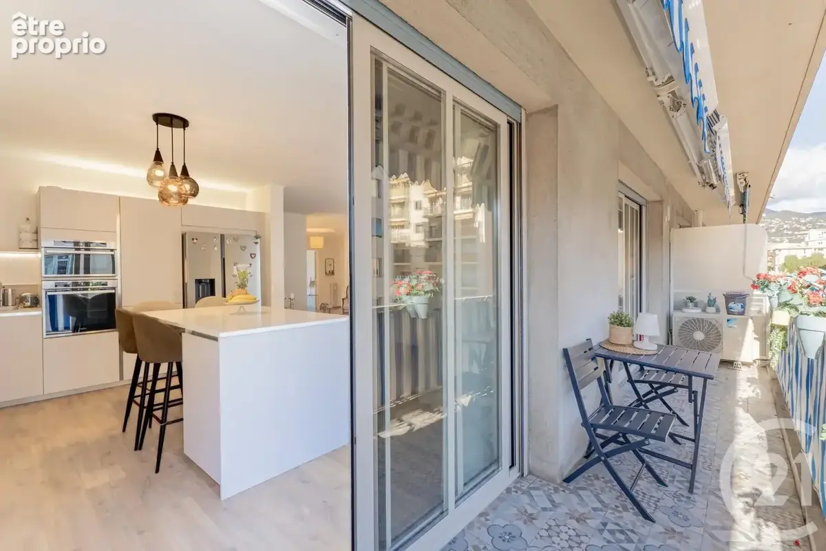 Appartement 4 pièces 108 m² à vendre à Nice (06100) - photo 2