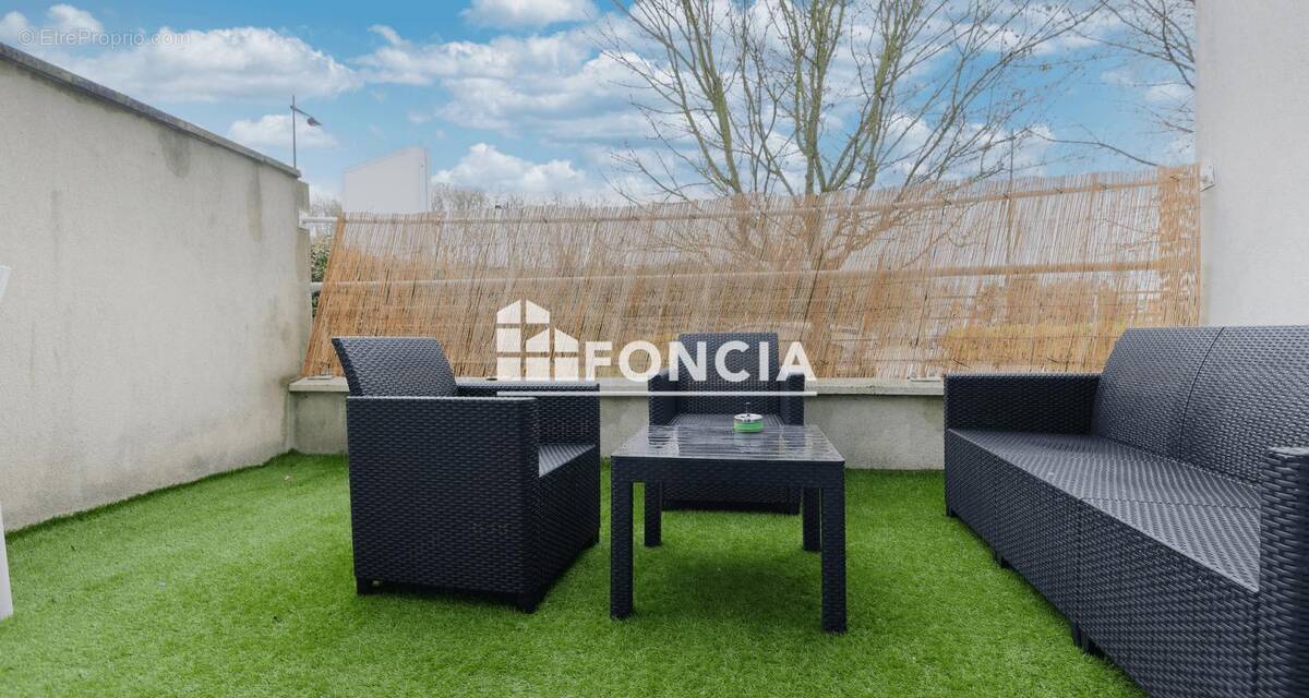 Appartement à CORBEIL-ESSONNES