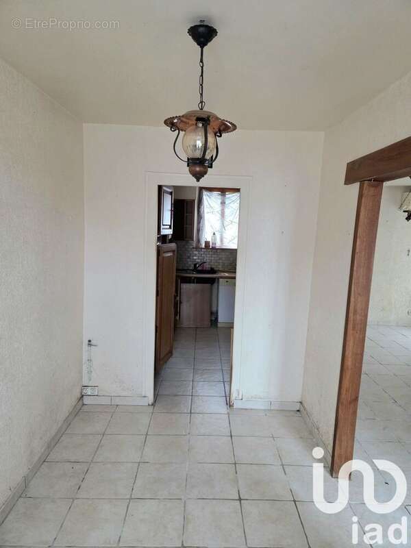 Maison 82 m² à Brigueil-Le-Chantre  - photo 2