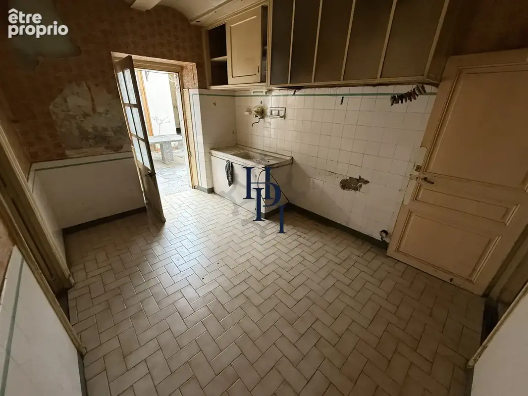 Vente appartements avec local commercial et garage Tournemire - photo 4