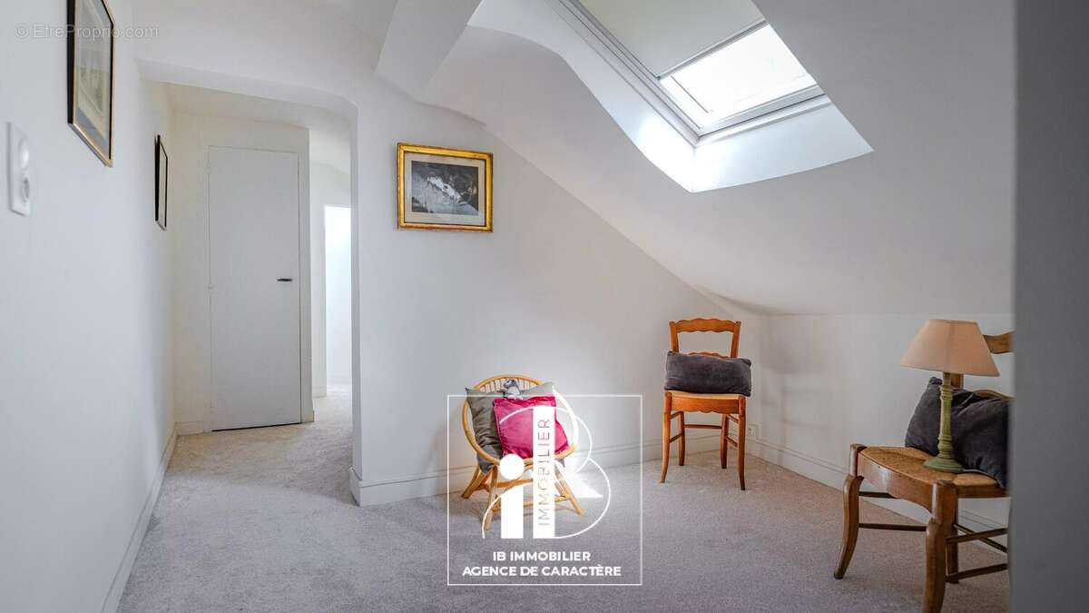 Fontainebleau coeur de ville propriete bourgeoise de 293 m² avec jardin paysager de 490m² - photo 14