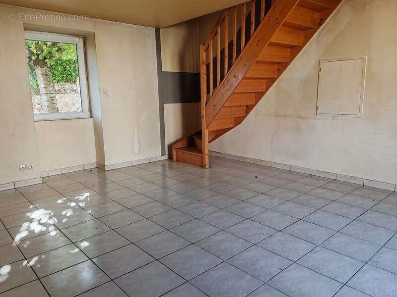 Maison à vendre 4 pièces LA BRUFFIERE (85) - photo 3