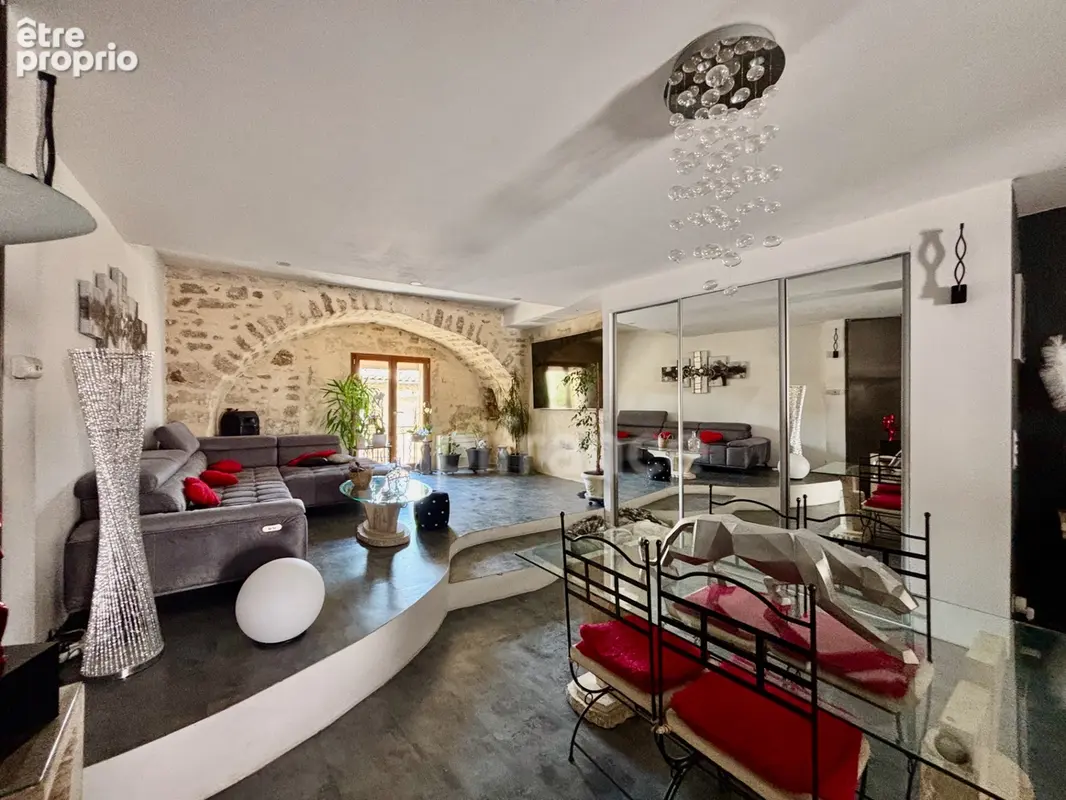 Gigean(34), à vendre maison de village rénovée p4, surface totale 126 m2, terrasse 10 m2, garage 26 m2, centre ville - photo 6