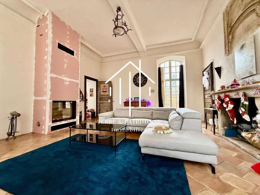 Maison à VALLON-PONT-D'ARC