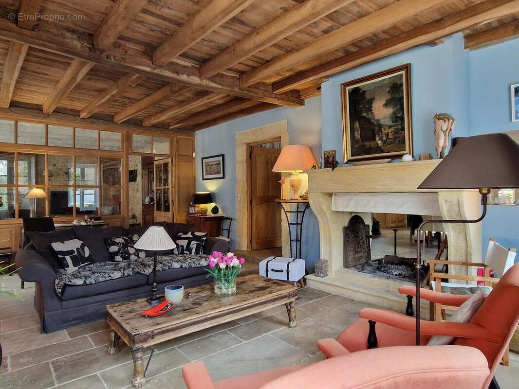 20250403115506 - Maison à LE BUGUE