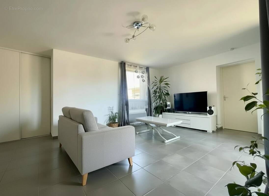 Appartement à CASTELNAU-LE-LEZ