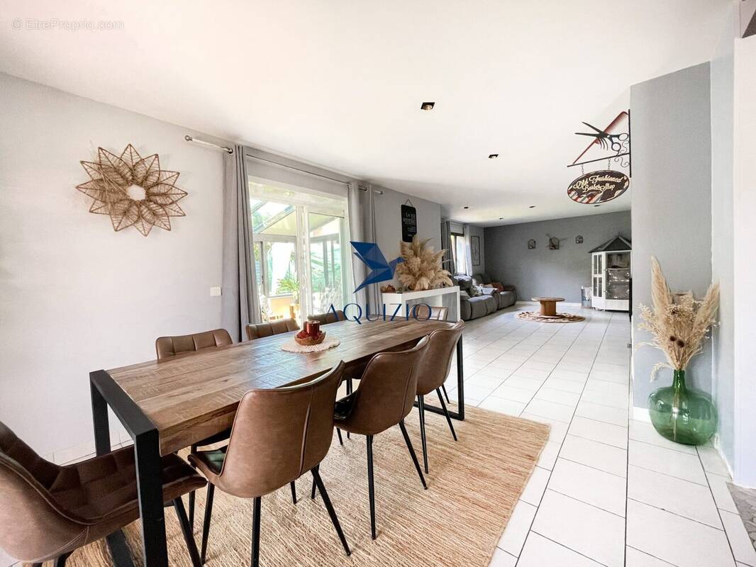 Maison à PEILLONNEX