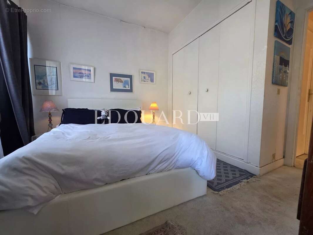 Appartement à ROQUEBRUNE-CAP-MARTIN