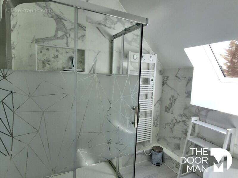 Maison à LE PERRAY-EN-YVELINES