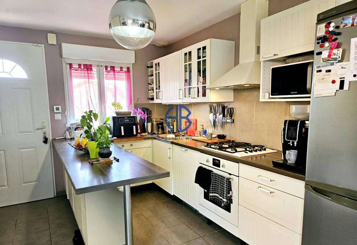 Maison à SAINT-JEAN-DE-SOUDAIN