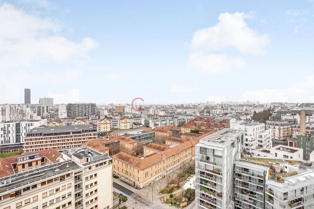 Appartement à PARIS-14E