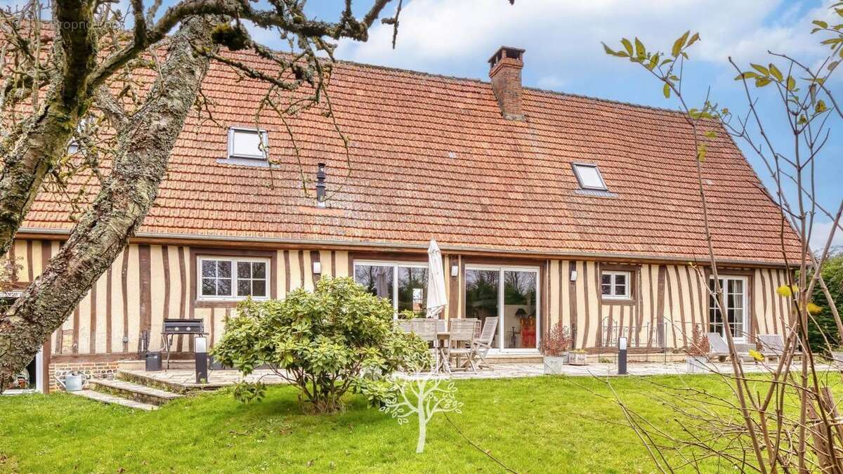 Maison à SAUQUEVILLE