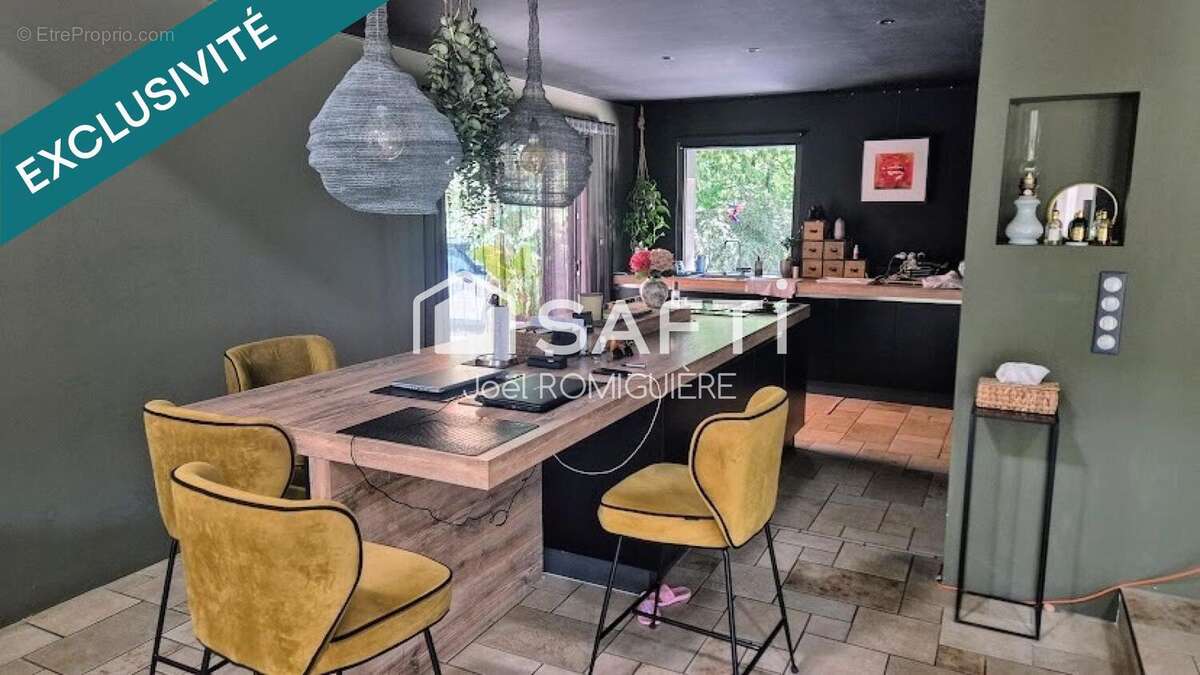 Photo 8 - Maison à SEBAZAC-CONCOURES