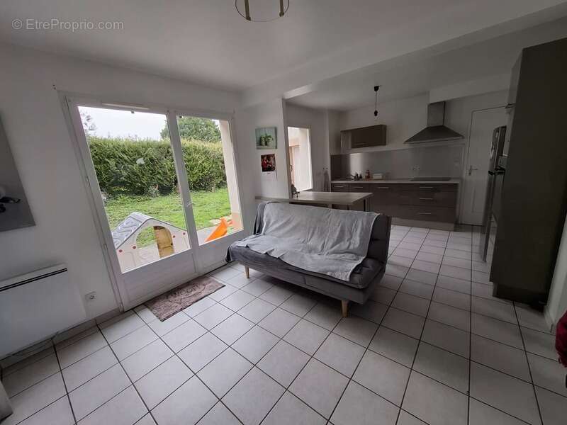 Maison à CINQ-MARS-LA-PILE