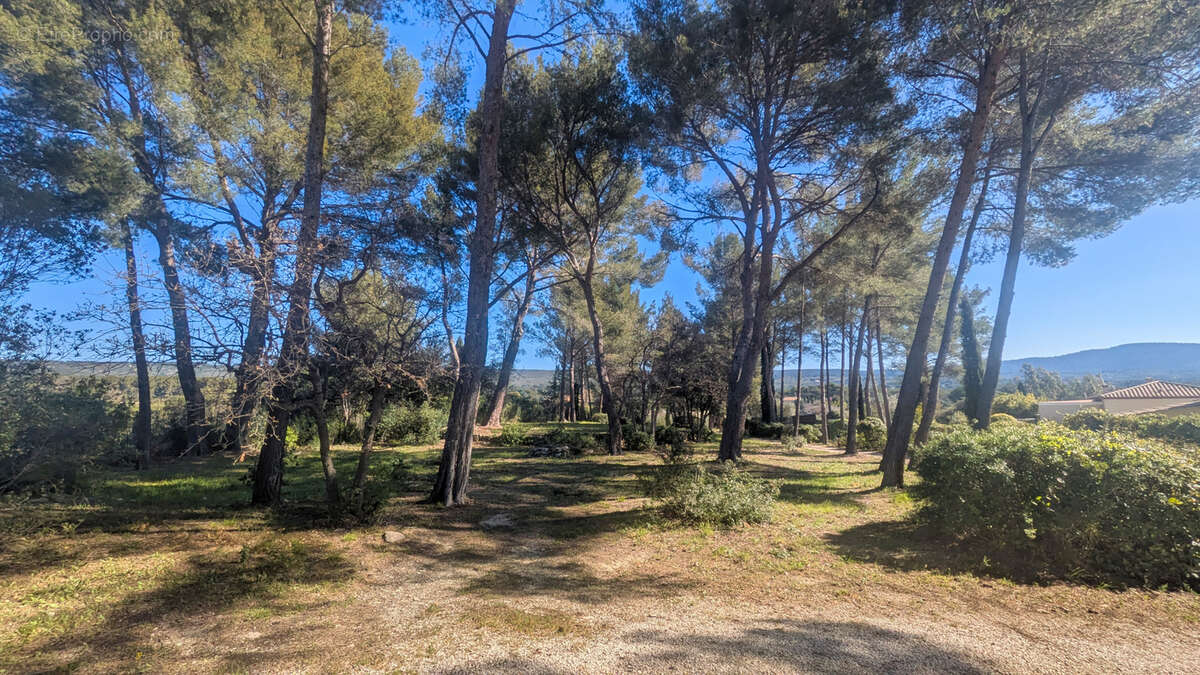 Maison à LE CASTELLET